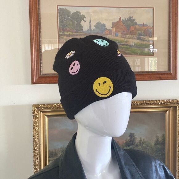 Beanie by Smiley World® Black Unisex - Picture 2 of 7